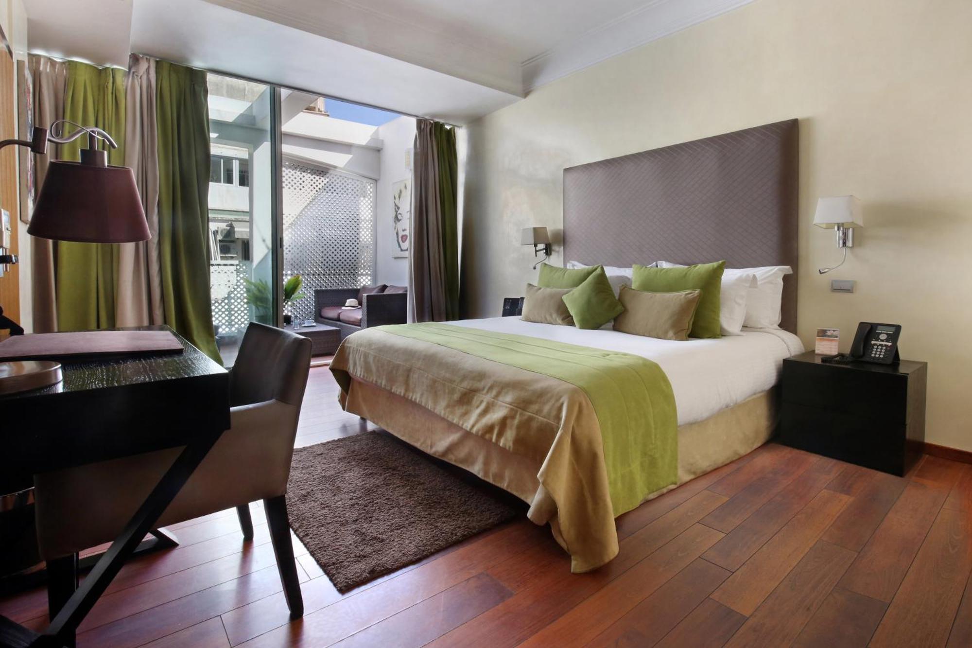Park & 4* Casablanca