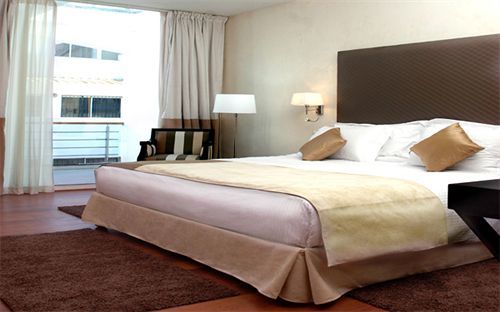 Hotel Park & 4*