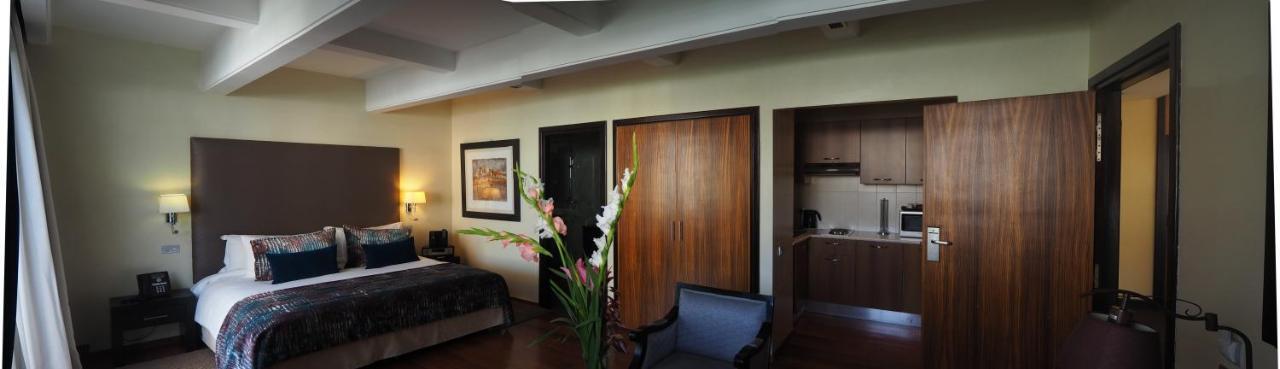 Hotel Park &
