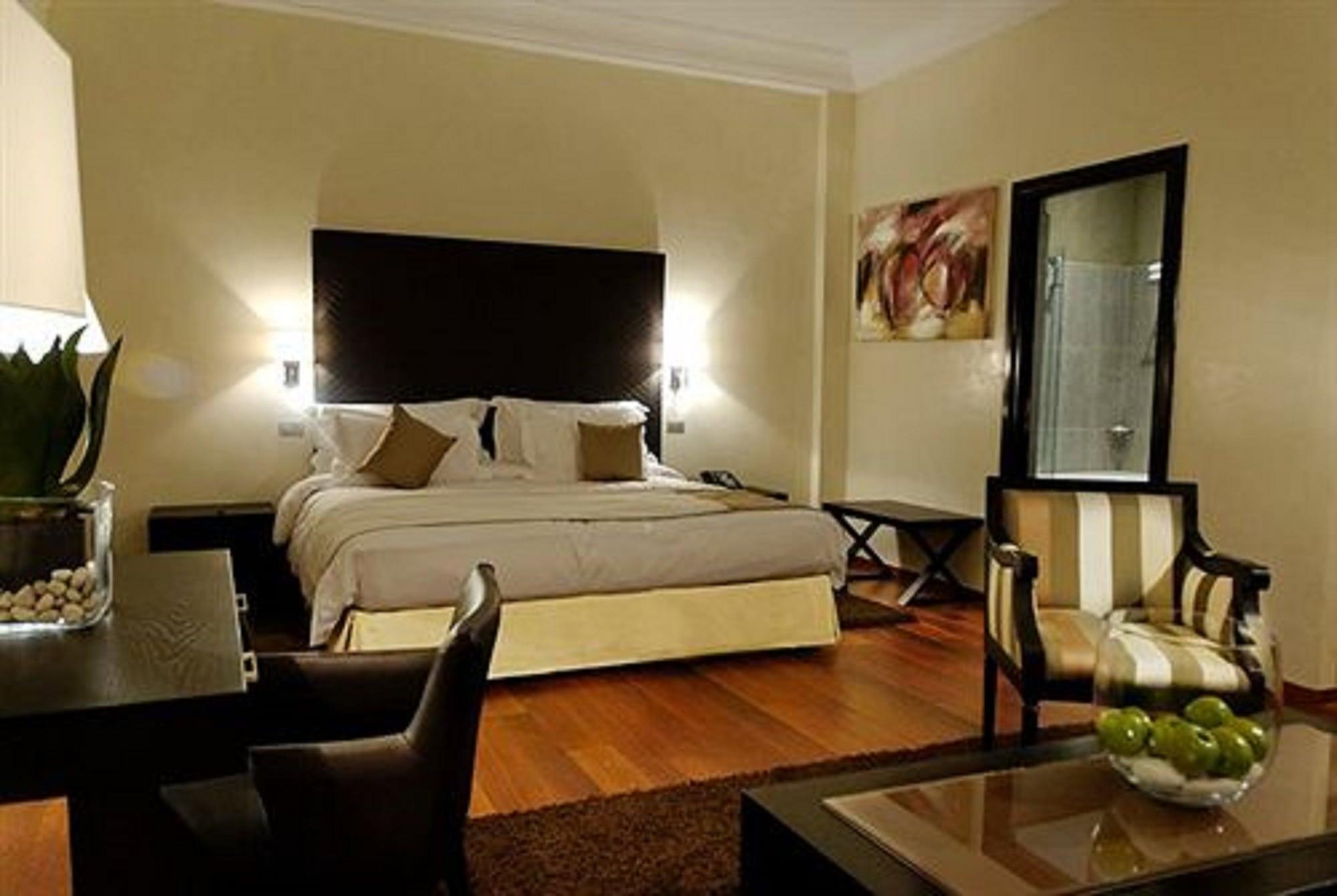 Hotel Park Luxury Boutique 4*