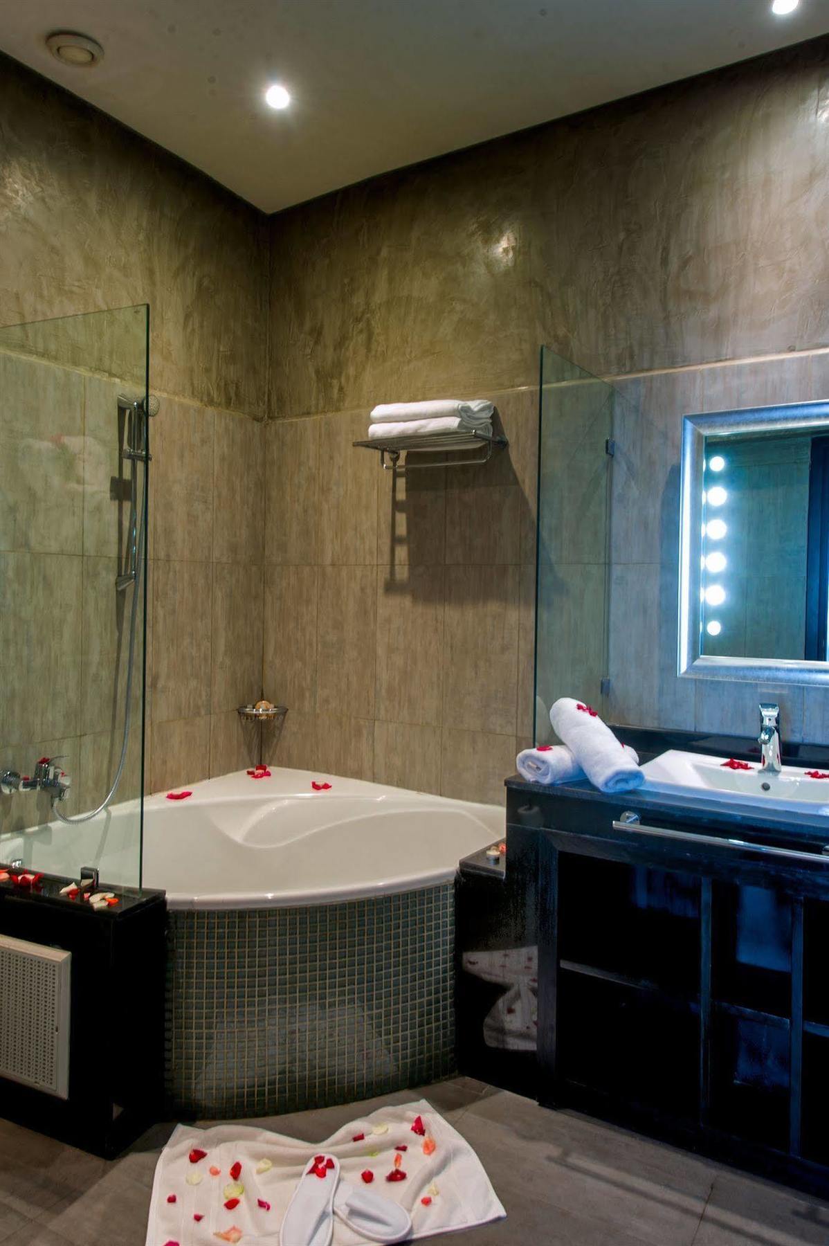 Park Luxury Boutique Hotel